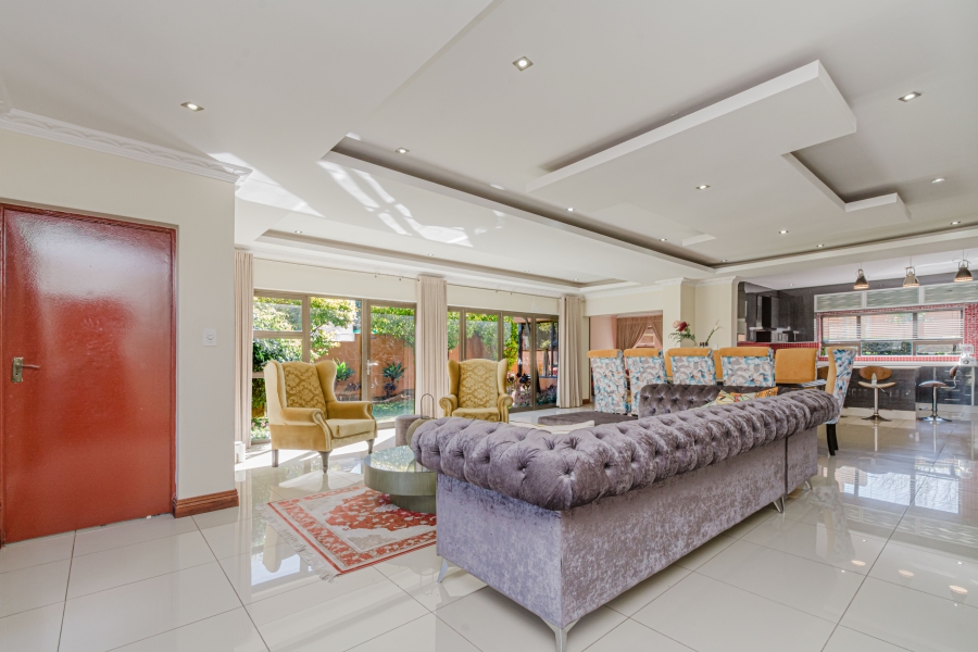 To Let 3 Bedroom Property for Rent in Cedar Creek Gauteng