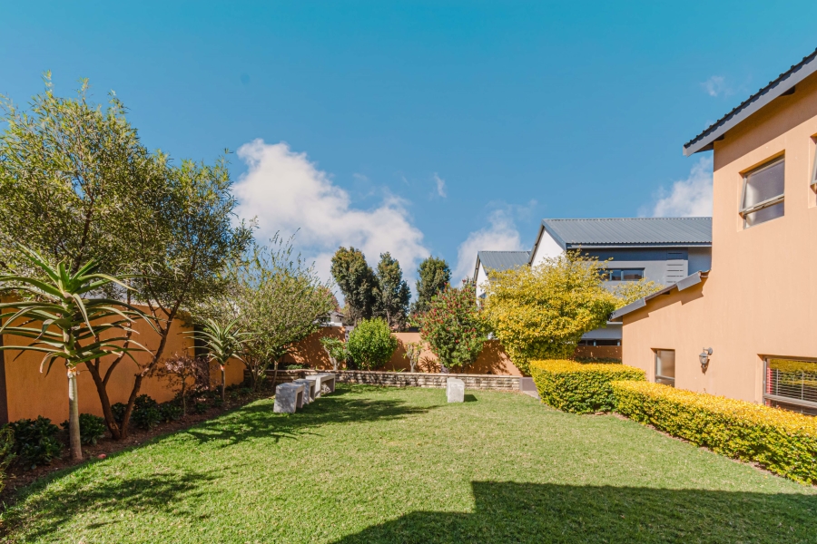 To Let 3 Bedroom Property for Rent in Cedar Creek Gauteng