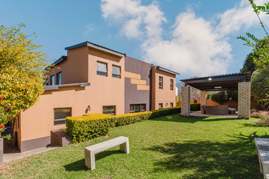To Let 3 Bedroom Property for Rent in Cedar Creek Gauteng