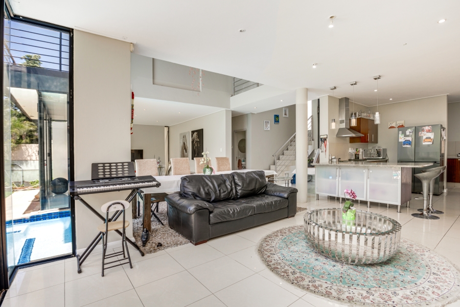 3 Bedroom Property for Sale in Bryanston Gauteng