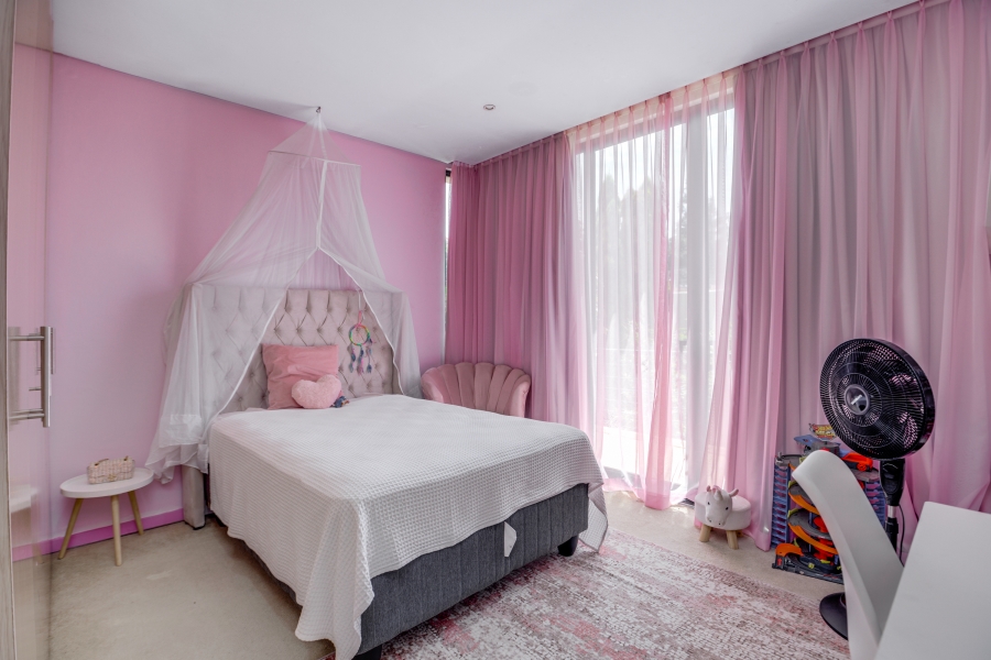 3 Bedroom Property for Sale in Bryanston Gauteng