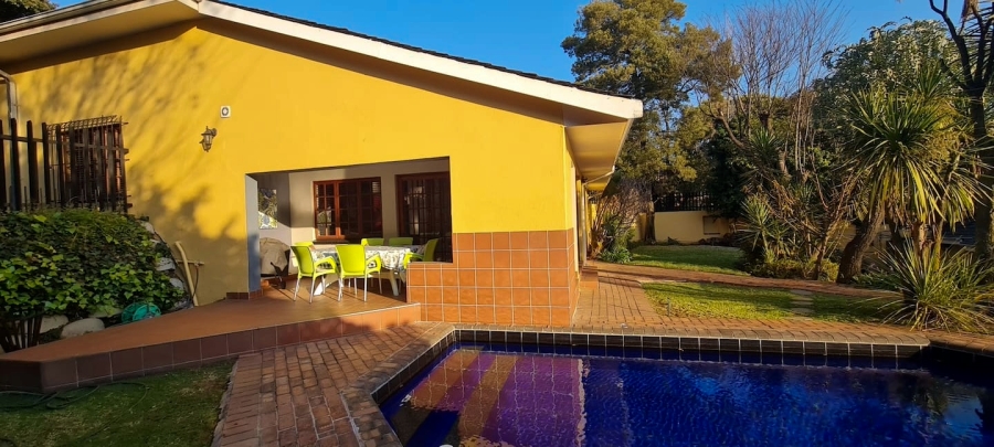 To Let 2 Bedroom Property for Rent in Bedfordview Gauteng