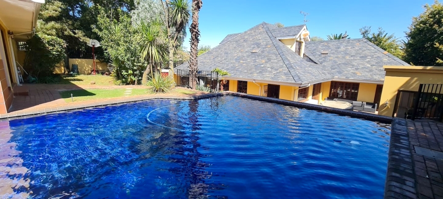 To Let 2 Bedroom Property for Rent in Bedfordview Gauteng