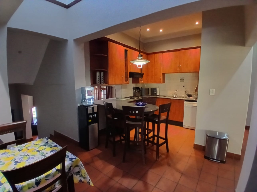 To Let 2 Bedroom Property for Rent in Bedfordview Gauteng