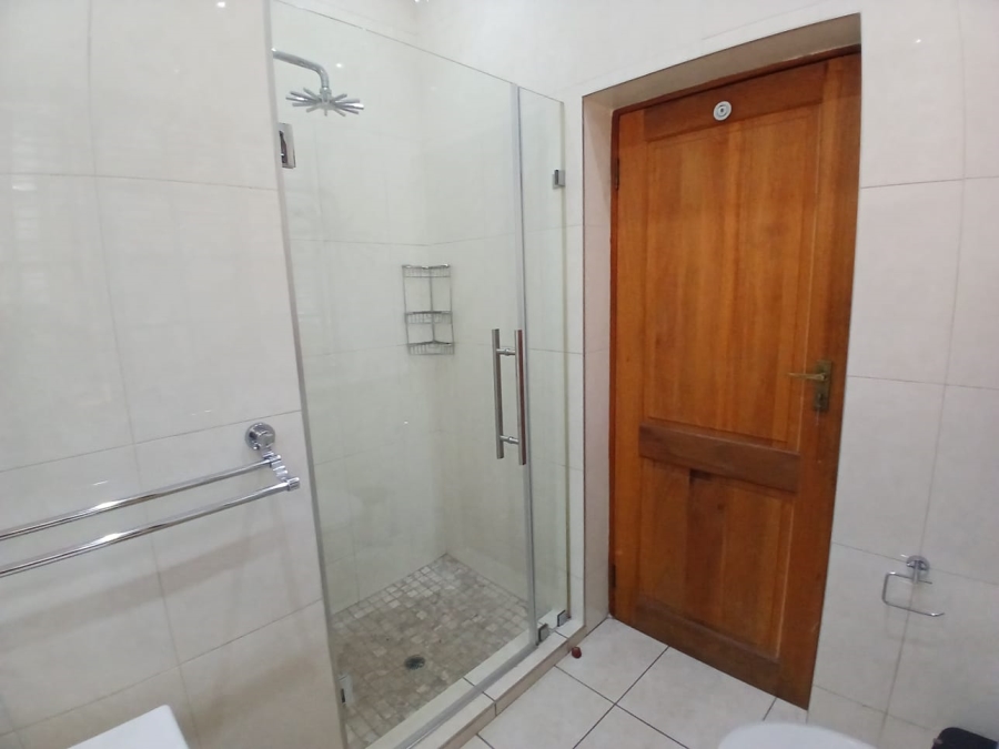 To Let 2 Bedroom Property for Rent in Bedfordview Gauteng
