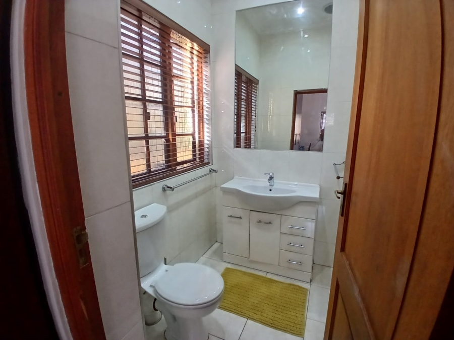 To Let 2 Bedroom Property for Rent in Bedfordview Gauteng