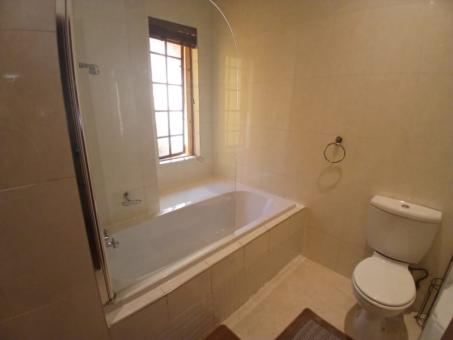To Let 2 Bedroom Property for Rent in Bedfordview Gauteng