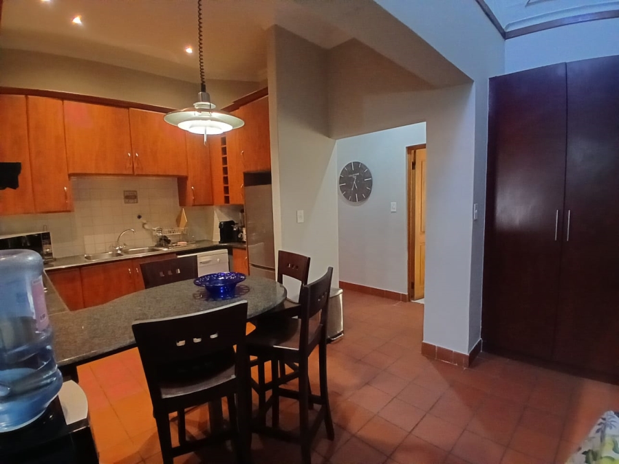 To Let 2 Bedroom Property for Rent in Bedfordview Gauteng