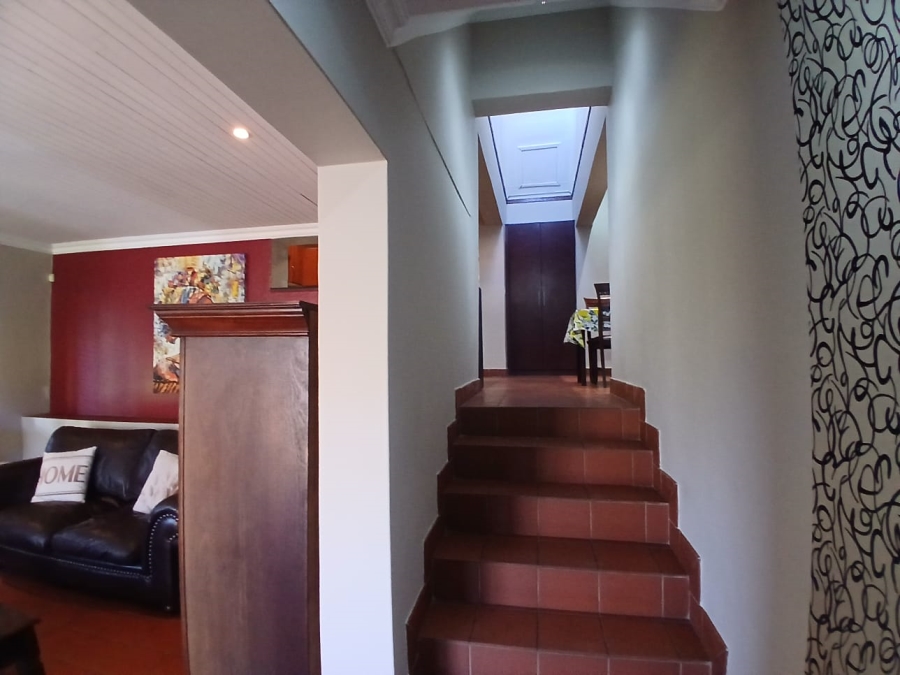 To Let 2 Bedroom Property for Rent in Bedfordview Gauteng