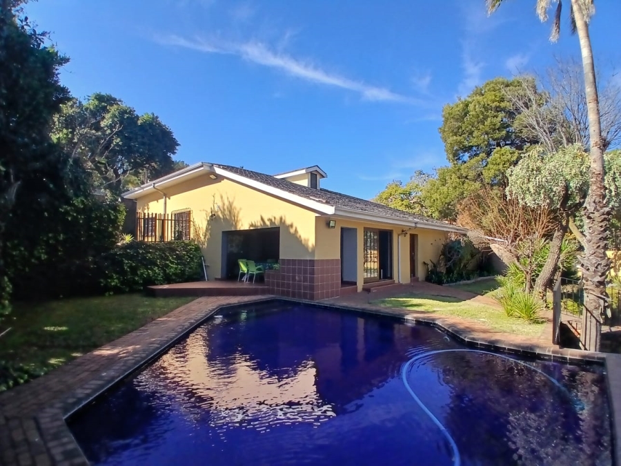 To Let 2 Bedroom Property for Rent in Bedfordview Gauteng