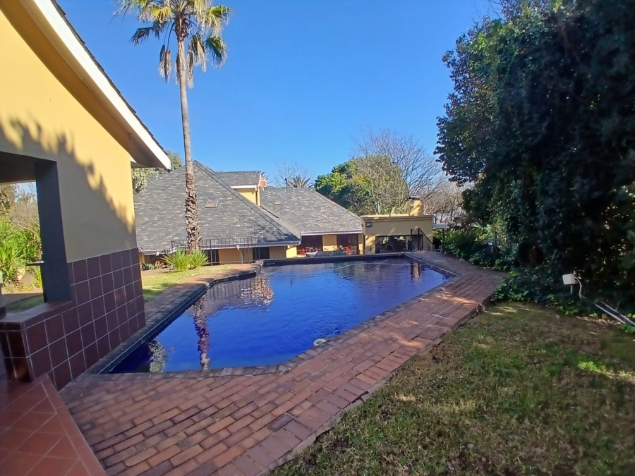 To Let 2 Bedroom Property for Rent in Bedfordview Gauteng