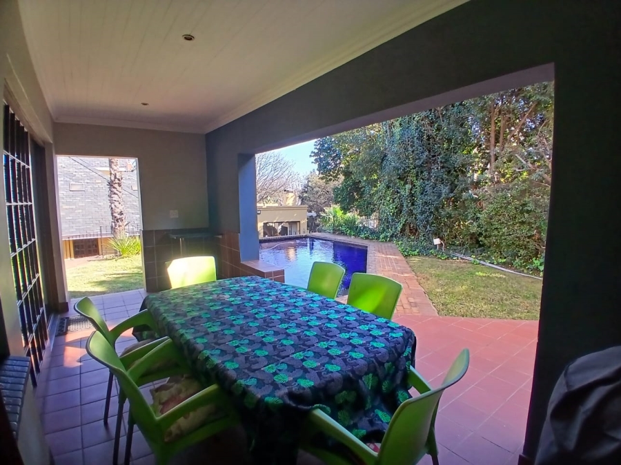 To Let 2 Bedroom Property for Rent in Bedfordview Gauteng