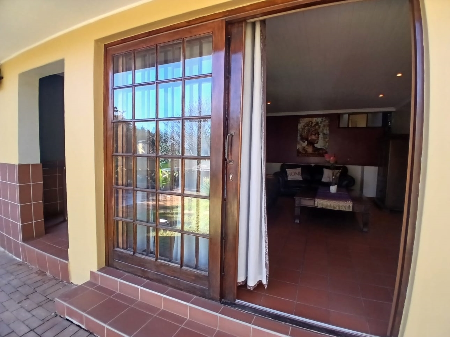 To Let 2 Bedroom Property for Rent in Bedfordview Gauteng