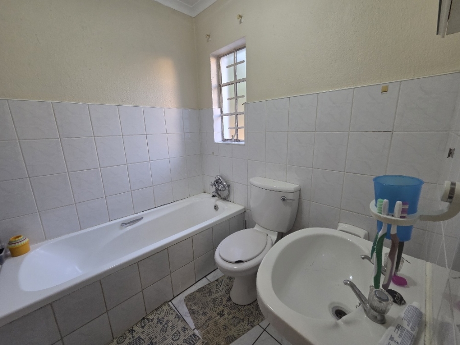 3 Bedroom Property for Sale in Eden Glen Gauteng