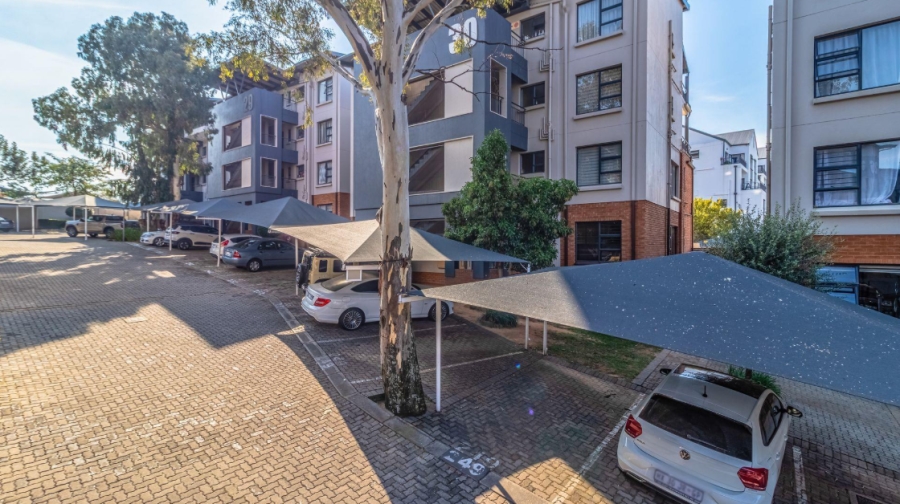 To Let 3 Bedroom Property for Rent in Oakdene Gauteng