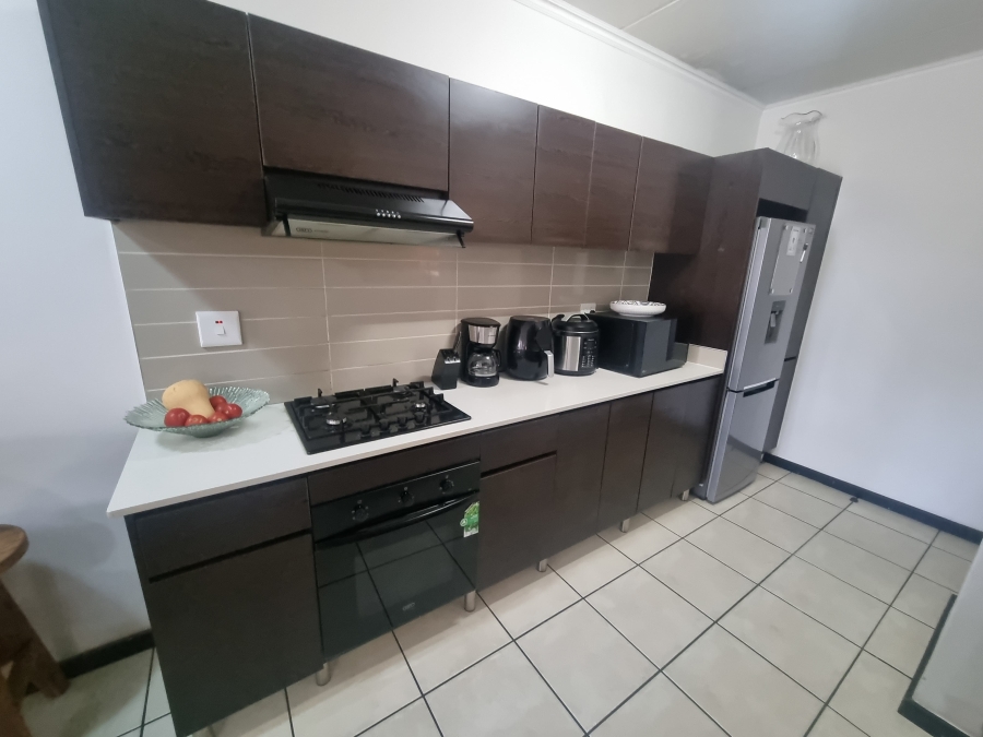 To Let 3 Bedroom Property for Rent in Oakdene Gauteng