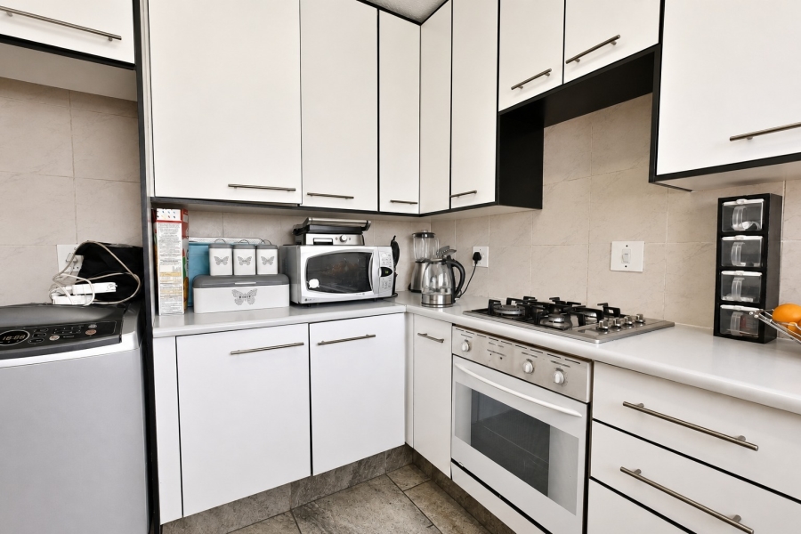 To Let 2 Bedroom Property for Rent in Bassonia Gauteng