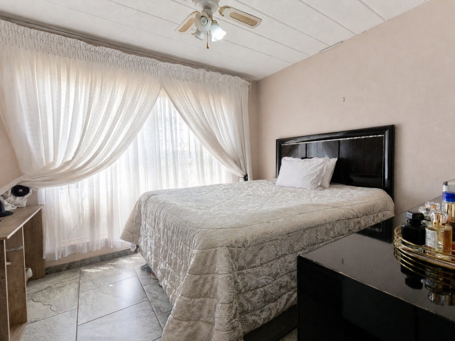 To Let 2 Bedroom Property for Rent in Bassonia Gauteng