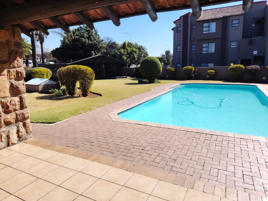 3 Bedroom Property for Sale in Lakefield Gauteng