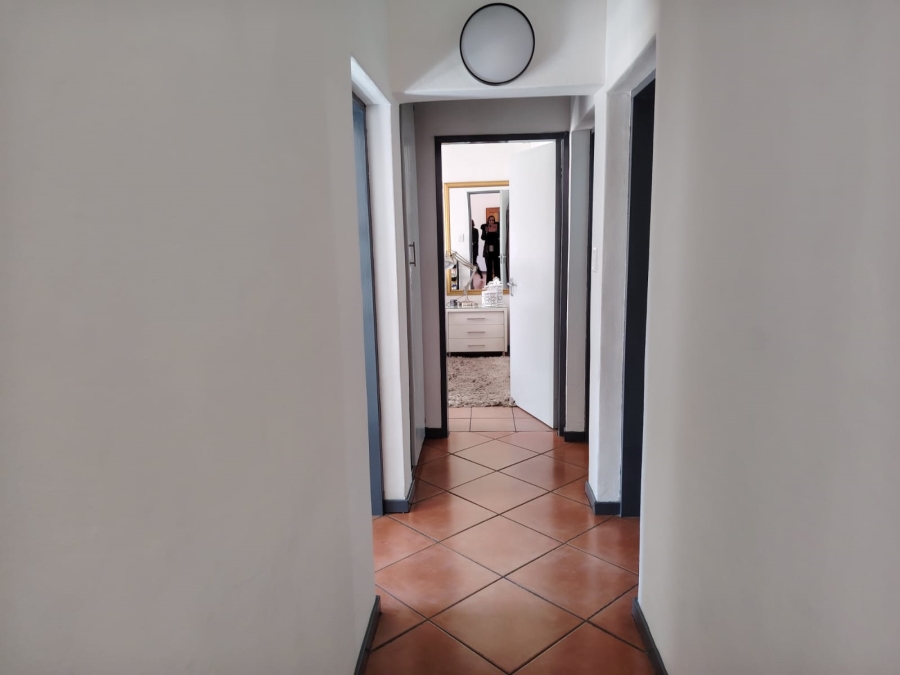 3 Bedroom Property for Sale in Lakefield Gauteng