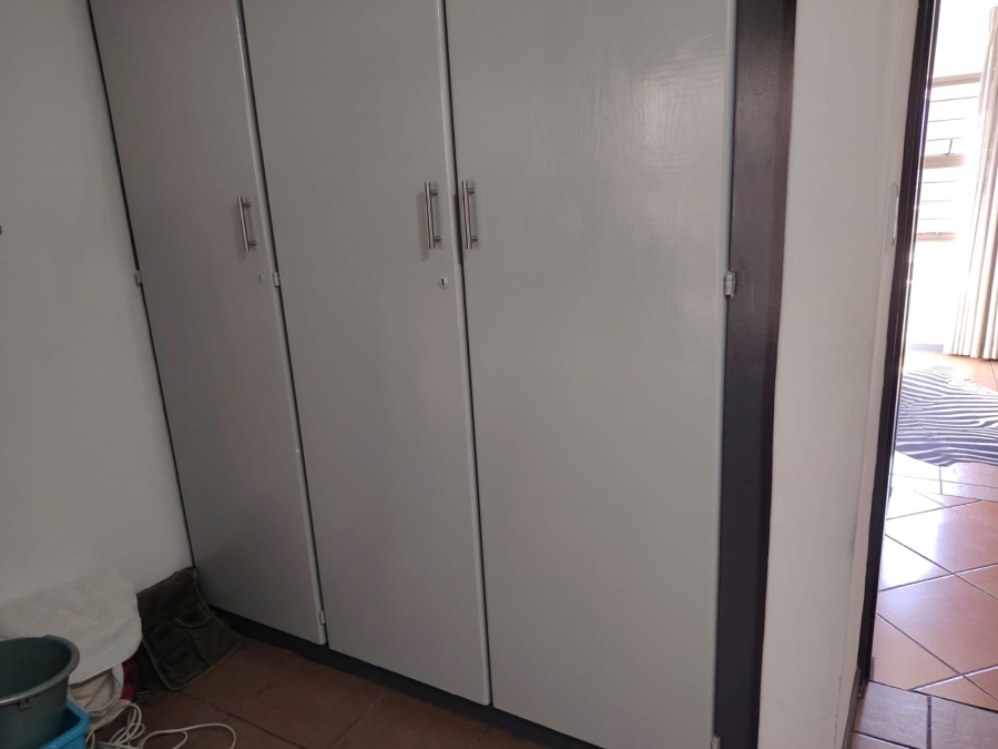 3 Bedroom Property for Sale in Lakefield Gauteng