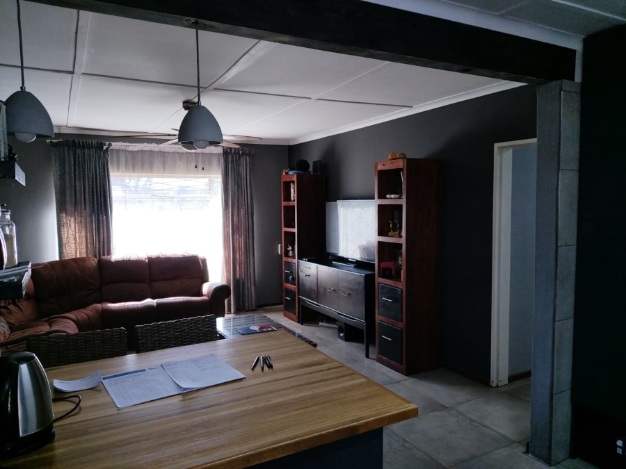 4 Bedroom Property for Sale in Klopperpark Gauteng