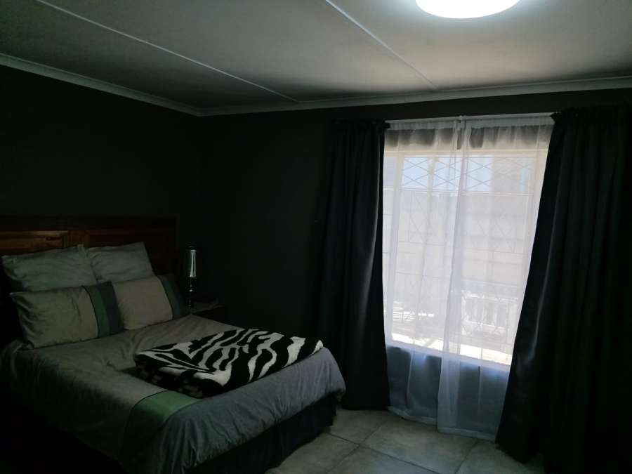 4 Bedroom Property for Sale in Klopperpark Gauteng