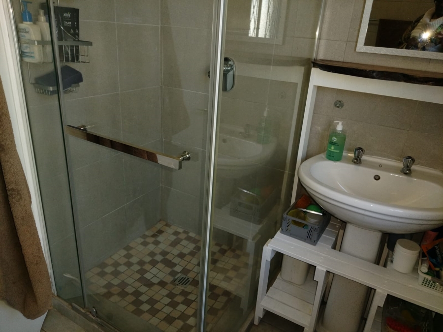 4 Bedroom Property for Sale in Klopperpark Gauteng