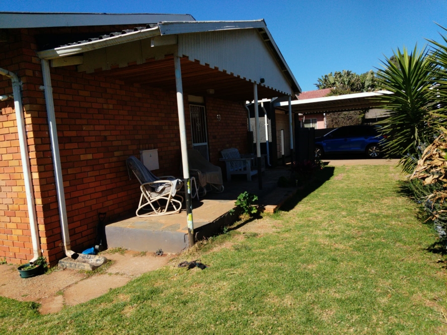 4 Bedroom Property for Sale in Klopperpark Gauteng