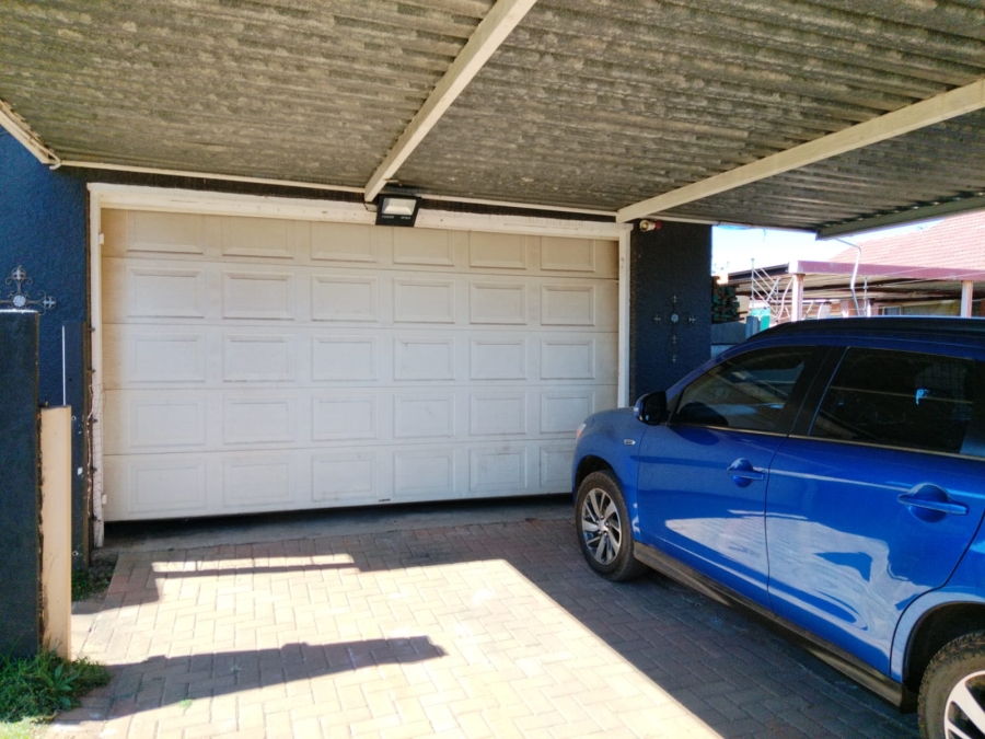 4 Bedroom Property for Sale in Klopperpark Gauteng