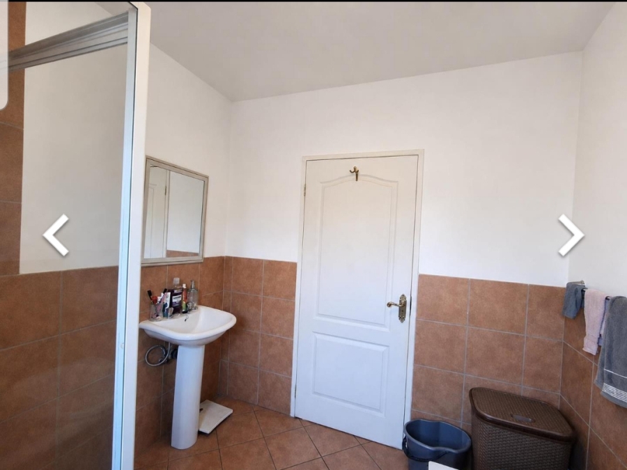2 Bedroom Property for Sale in Alrode Gauteng