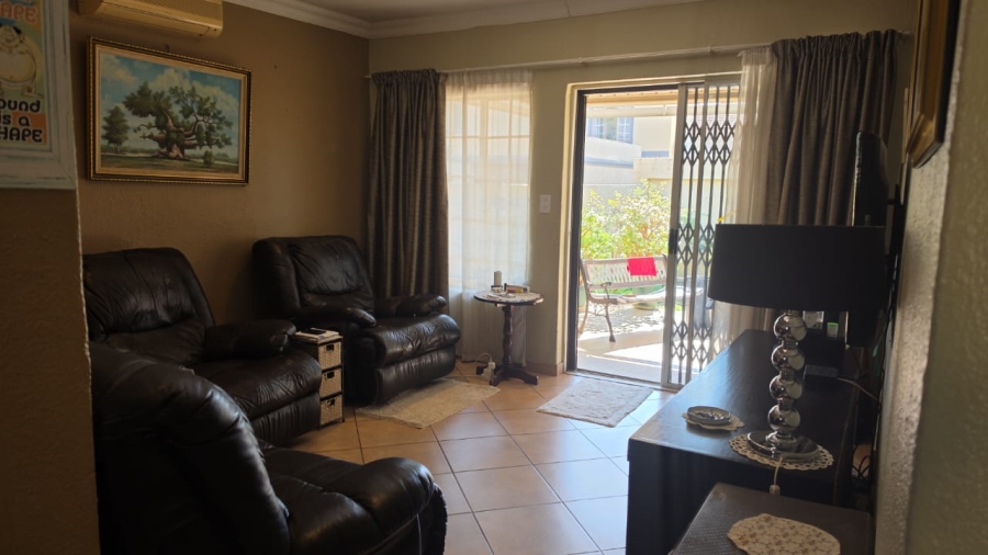 2 Bedroom Property for Sale in Annlin Gauteng