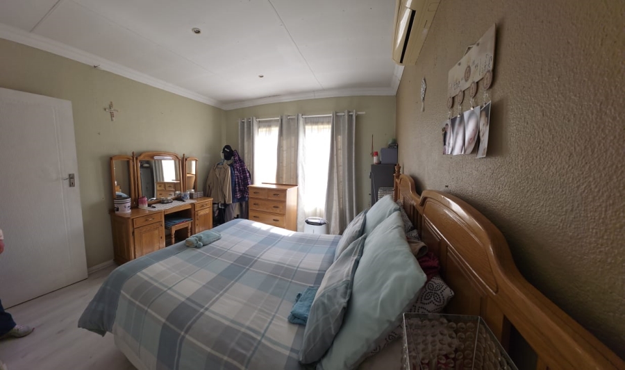 2 Bedroom Property for Sale in Annlin Gauteng