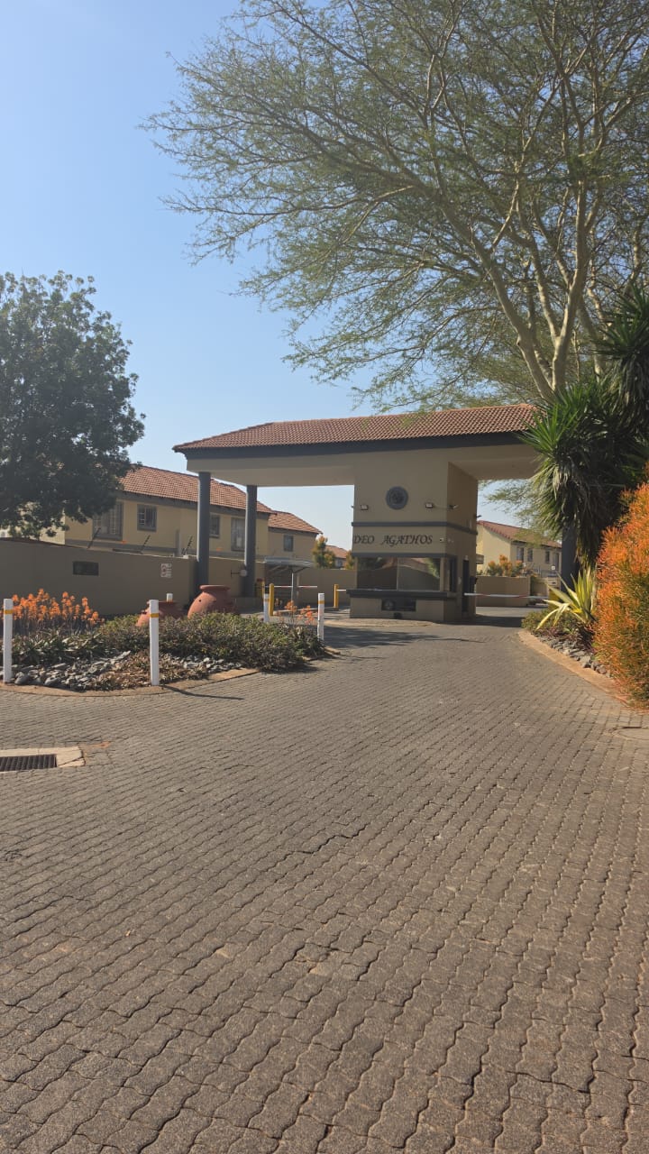 2 Bedroom Property for Sale in Annlin Gauteng