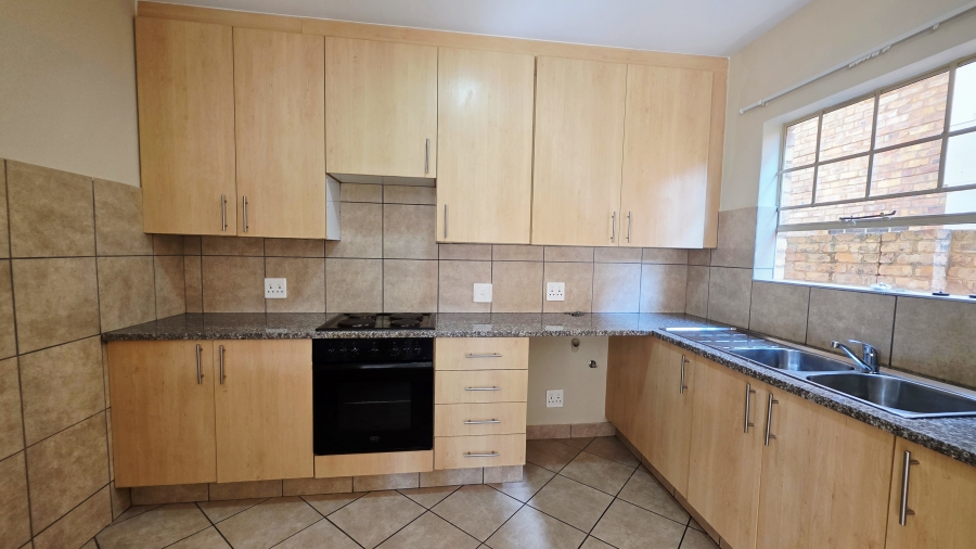 4 Bedroom Property for Sale in Oukraal Estate Gauteng