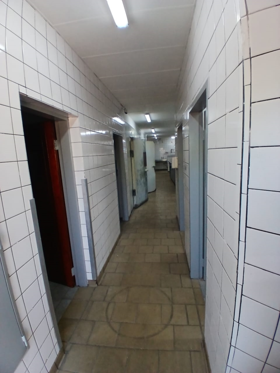 To Let Commercial Property for Rent in Montana Park Gauteng