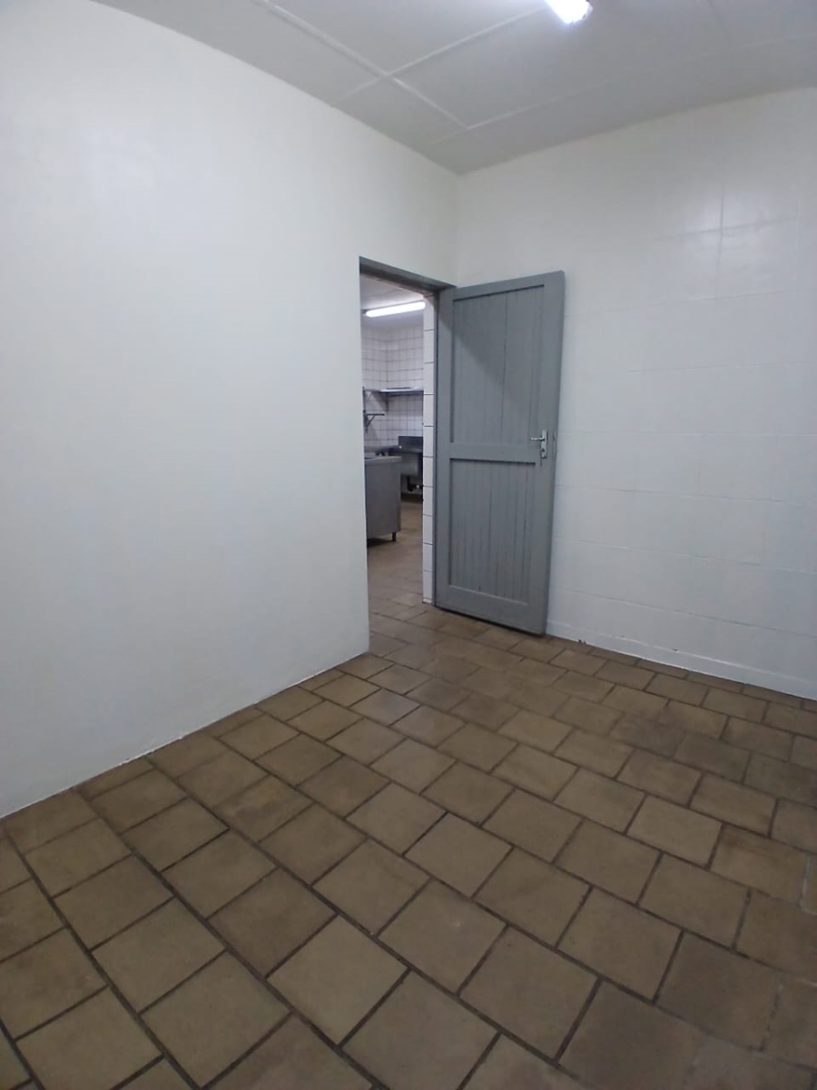 To Let Commercial Property for Rent in Montana Park Gauteng