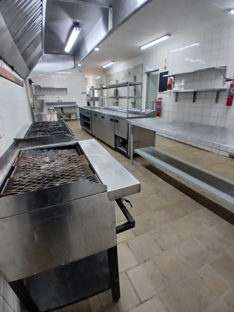 To Let Commercial Property for Rent in Montana Park Gauteng