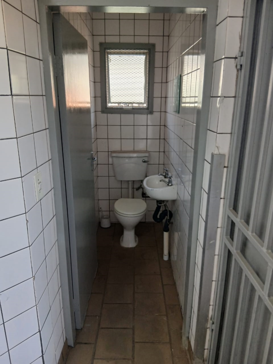 To Let Commercial Property for Rent in Montana Park Gauteng