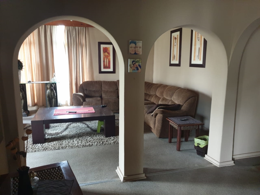 6 Bedroom Property for Sale in Capital Park Gauteng