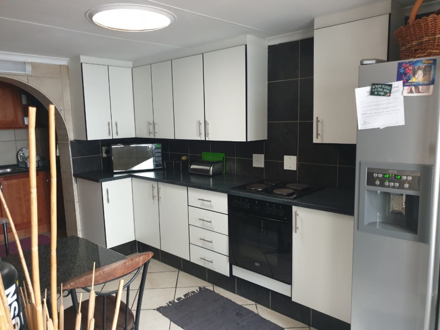6 Bedroom Property for Sale in Capital Park Gauteng