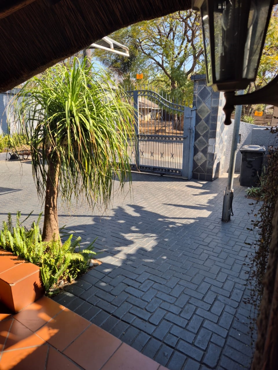 6 Bedroom Property for Sale in Capital Park Gauteng