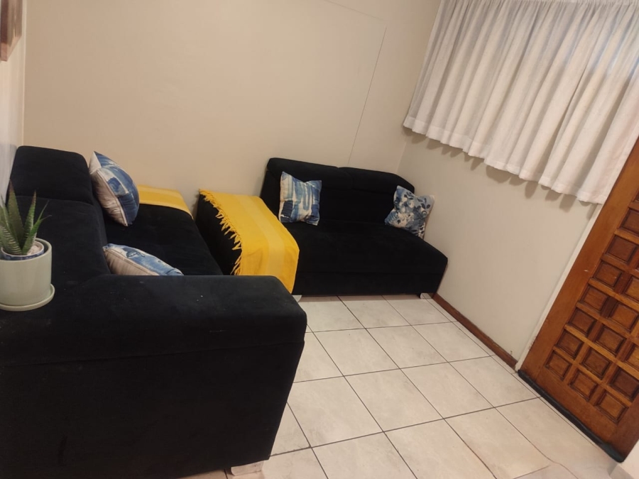 2 Bedroom Property for Sale in Gezina Gauteng