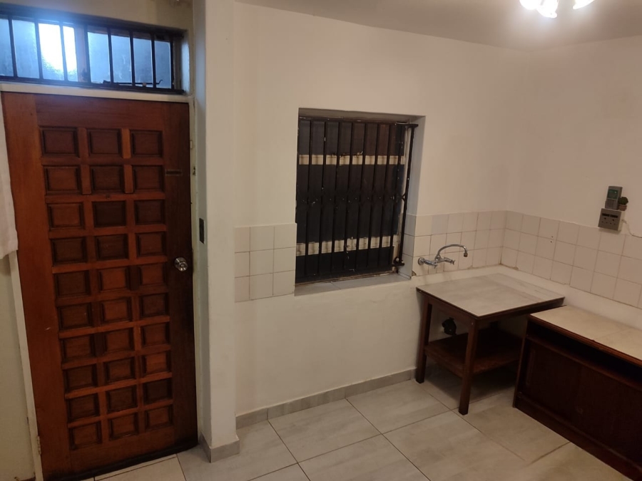 2 Bedroom Property for Sale in Gezina Gauteng