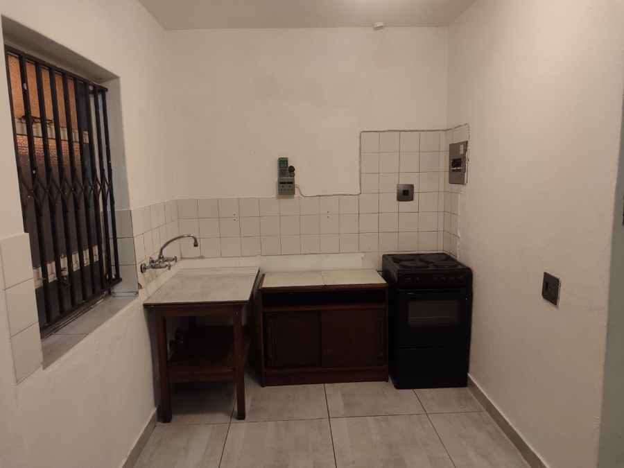 2 Bedroom Property for Sale in Gezina Gauteng