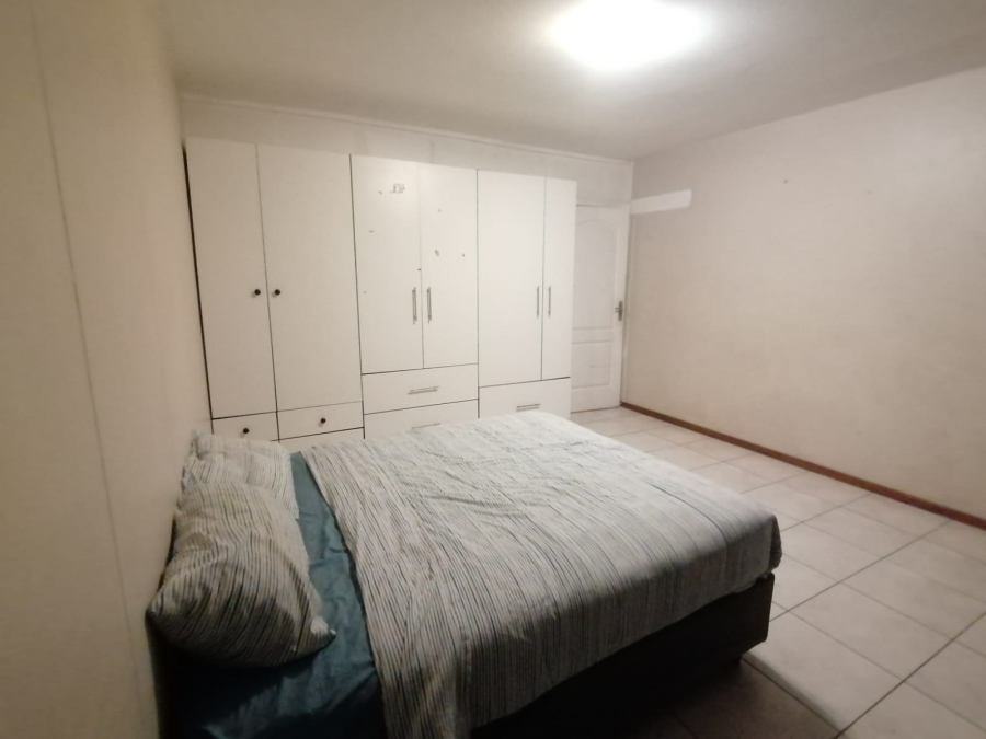 2 Bedroom Property for Sale in Gezina Gauteng