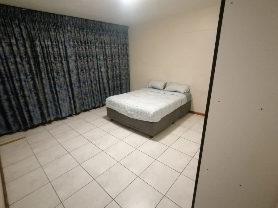 2 Bedroom Property for Sale in Gezina Gauteng