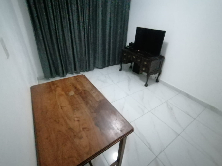 2 Bedroom Property for Sale in Gezina Gauteng