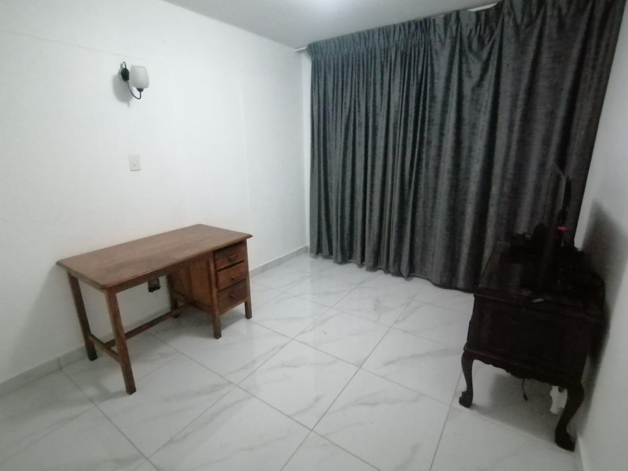 2 Bedroom Property for Sale in Gezina Gauteng