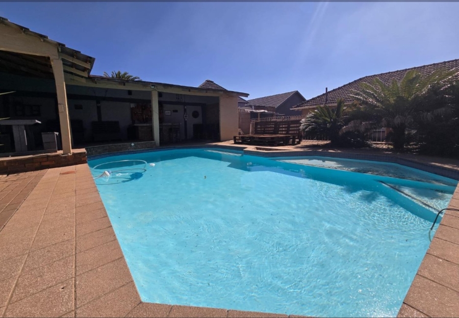 3 Bedroom Property for Sale in Roseacre Gauteng
